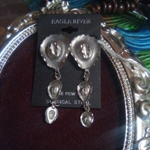 Eagle river vintage pewter hat earrings